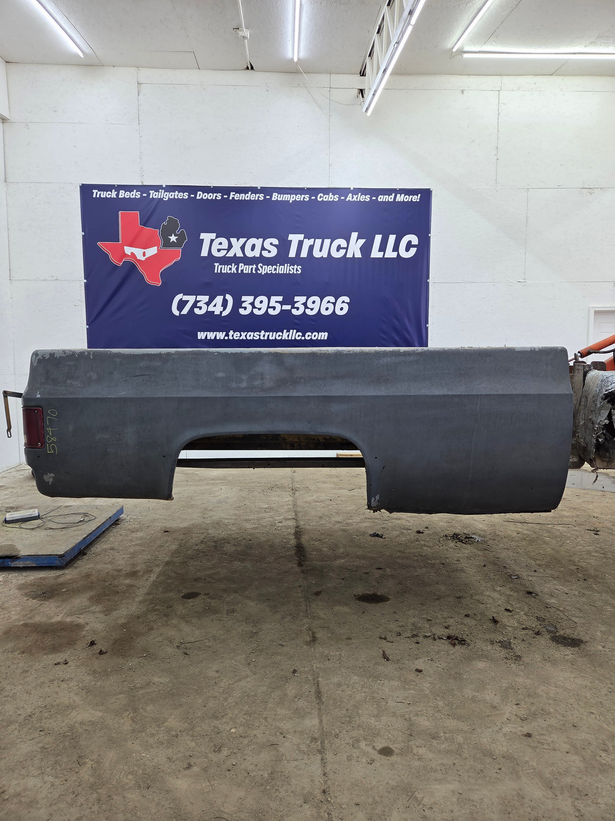 1979-1987 Chevrolet / GMC Square Body 8' Long Bed C10 C15 C20 C25 C35 K10 K15 K20 K25 K35