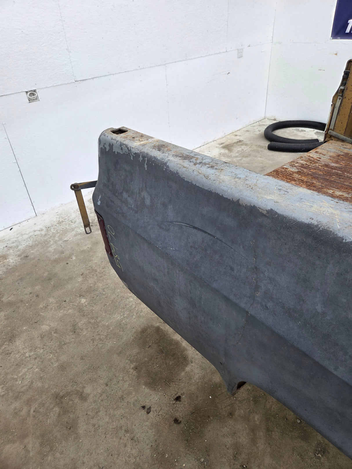 1979-1987 Chevrolet / GMC Square Body 8' Long Bed C10 C15 C20 C25 C35 K10 K15 K20 K25 K35