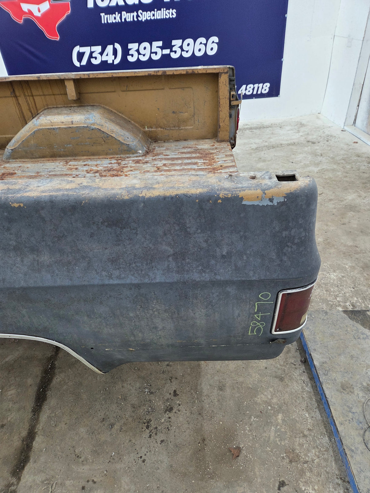 1979-1987 Chevrolet / GMC Square Body 8' Long Bed C10 C15 C20 C25 C35 K10 K15 K20 K25 K35