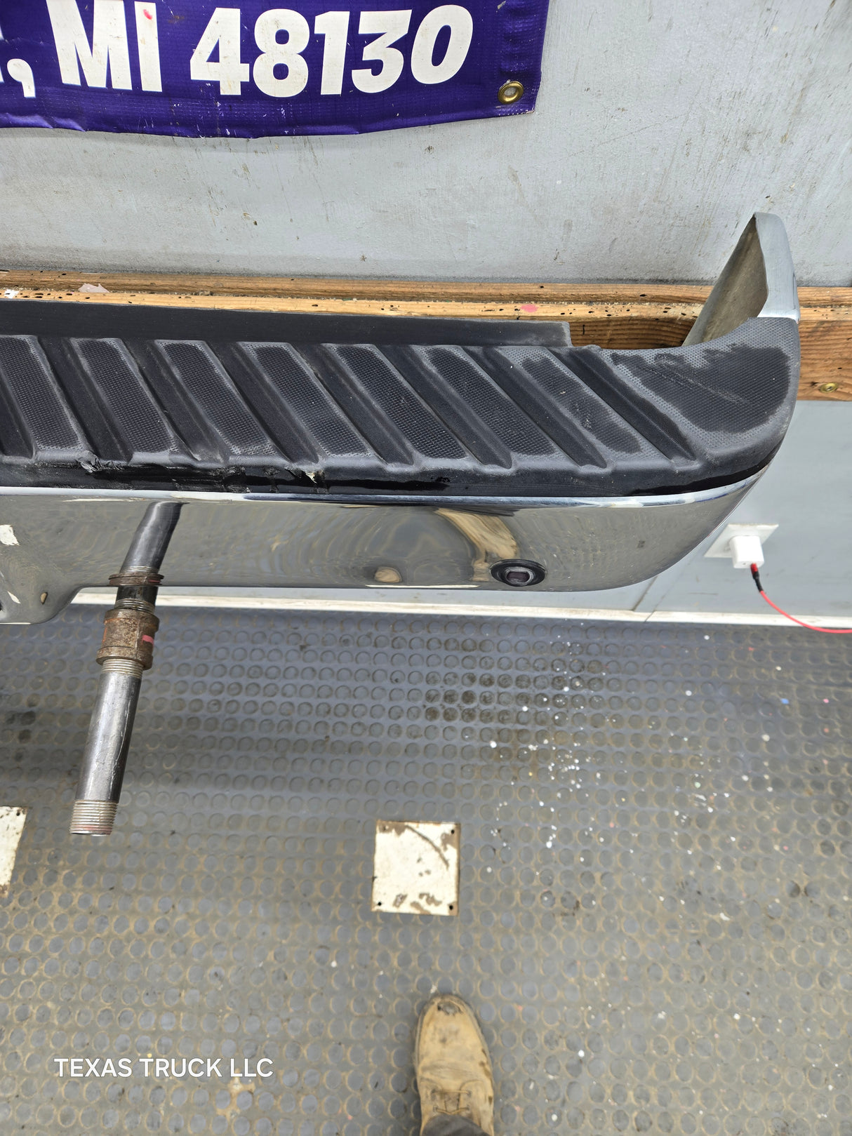 2004-2008 Ford F-150 Chrome Rear Bumper