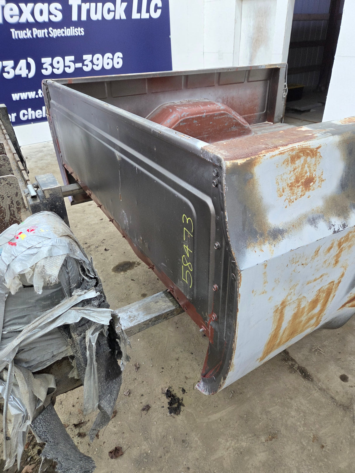 1979-1987 Chevrolet / GMC Square Body 6' 6" Short Bed C/K Series - COSTUMIZED