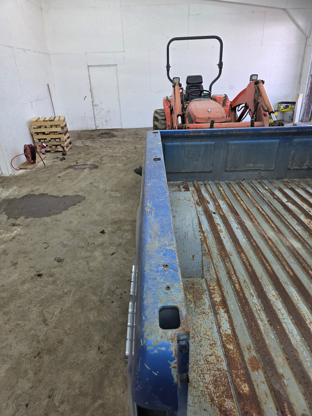1987-1997 Ford F150 F250 F350 OBS 6' 9" Short Truck Bed - Mexico Edition