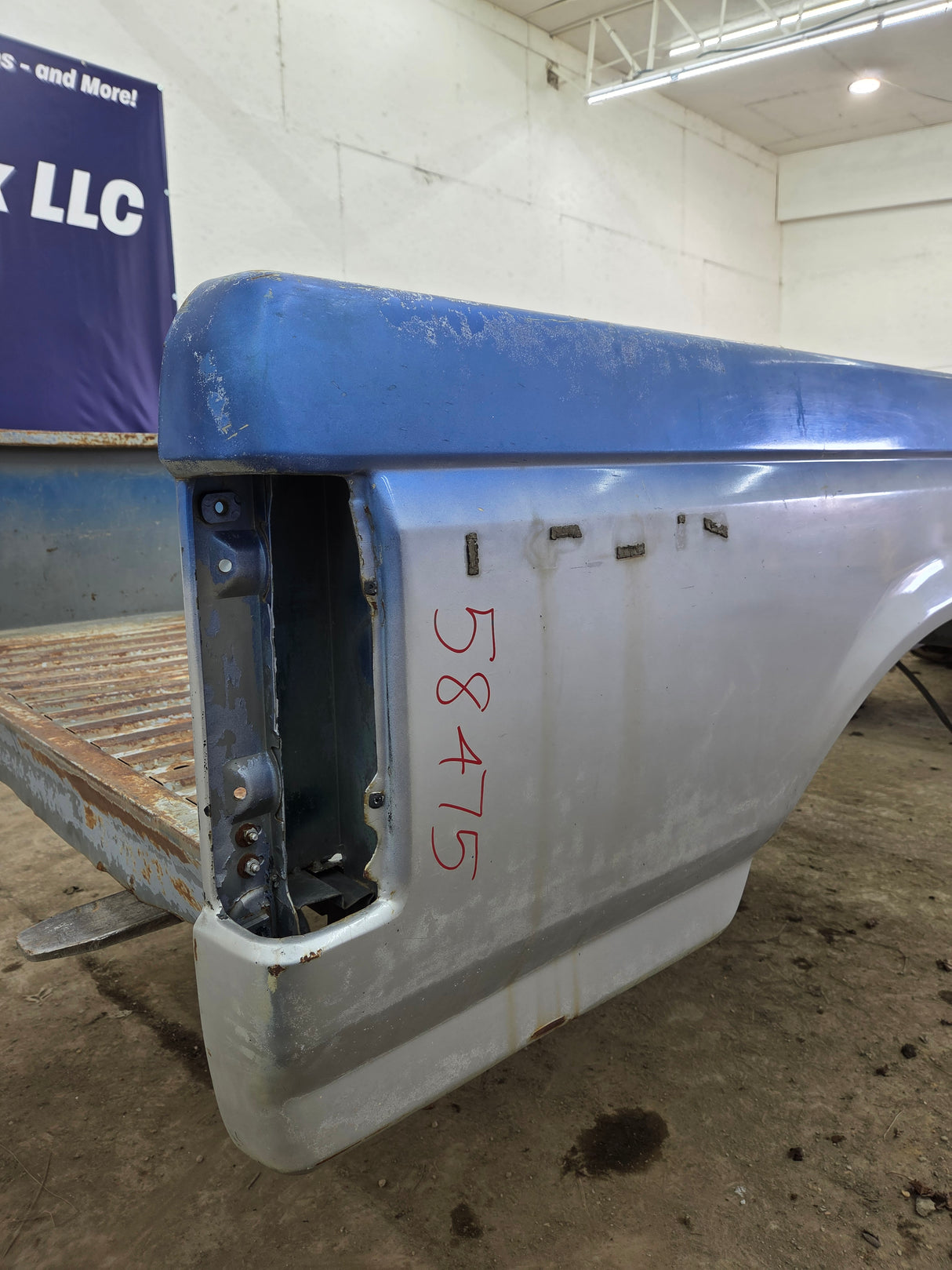 1987-1997 Ford F150 F250 F350 OBS 6' 9" Short Truck Bed - Mexico Edition