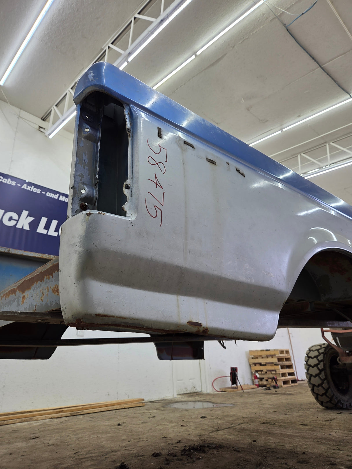 1987-1997 Ford F150 F250 F350 OBS 6' 9" Short Truck Bed - Mexico Edition