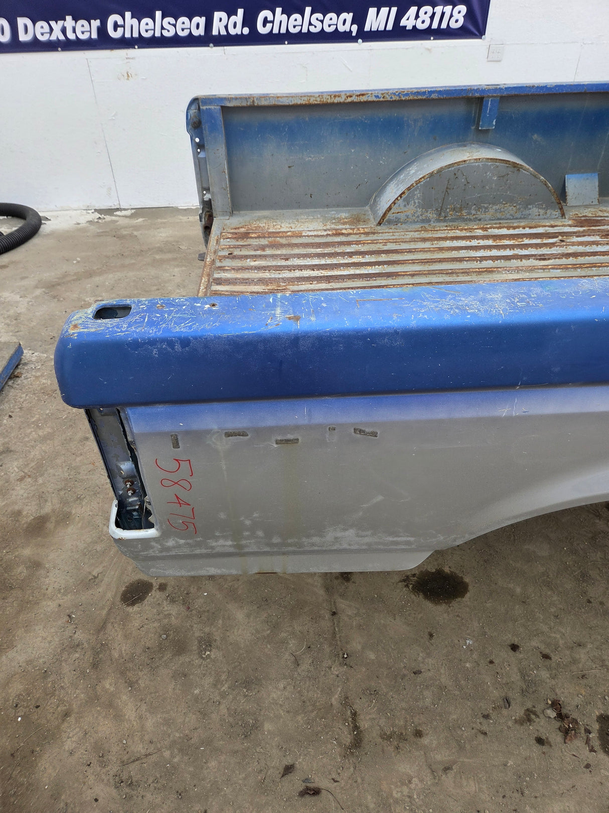 1987-1997 Ford F150 F250 F350 OBS 6' 9" Short Truck Bed - Mexico Edition