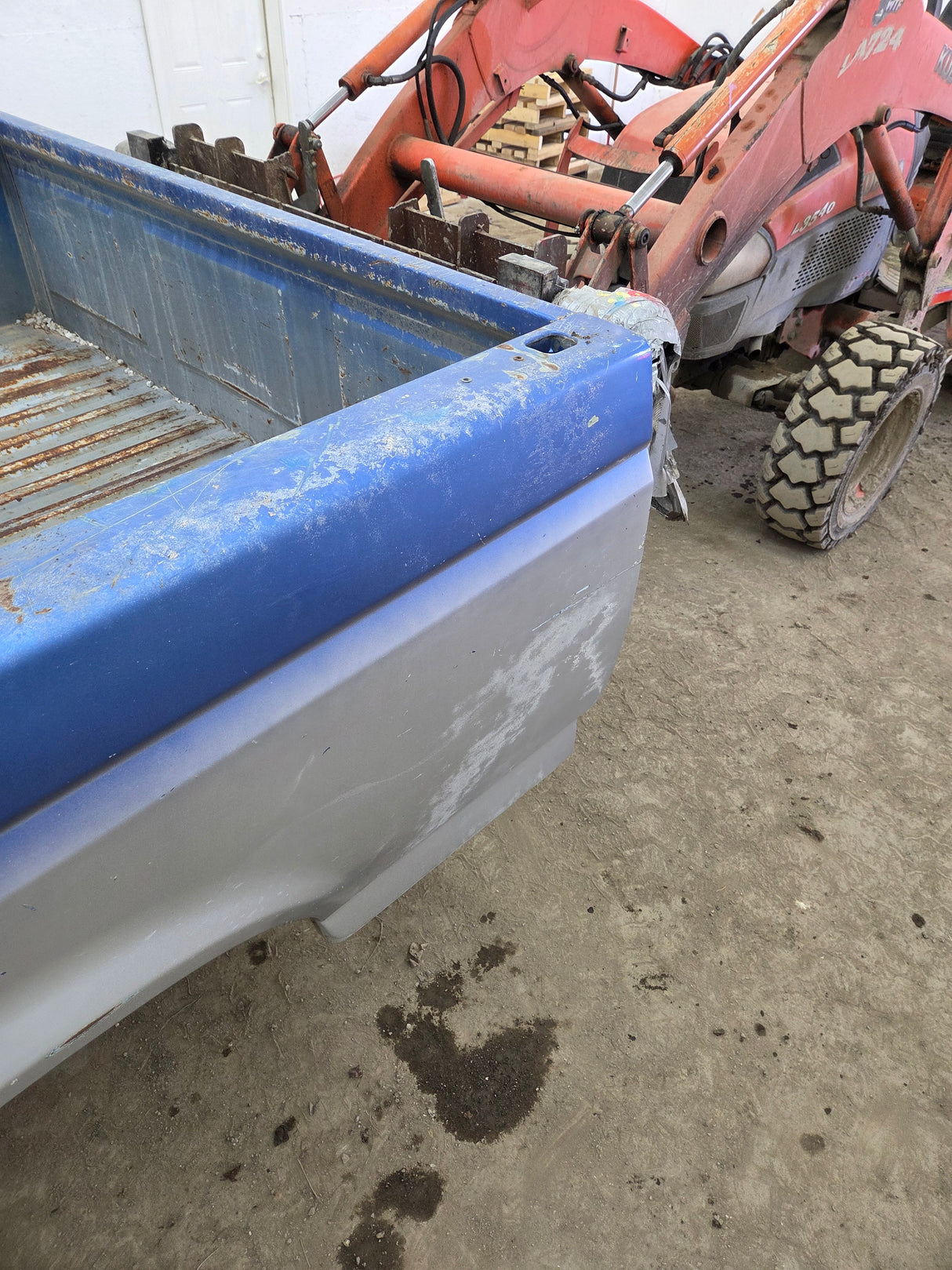 1987-1997 Ford F150 F250 F350 OBS 6' 9" Short Truck Bed - Mexico Edition