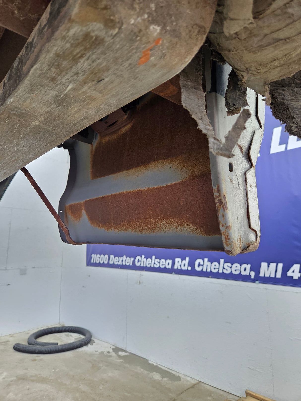 1987-1997 Ford F150 F250 F350 OBS 6' 9" Short Truck Bed - Mexico Edition