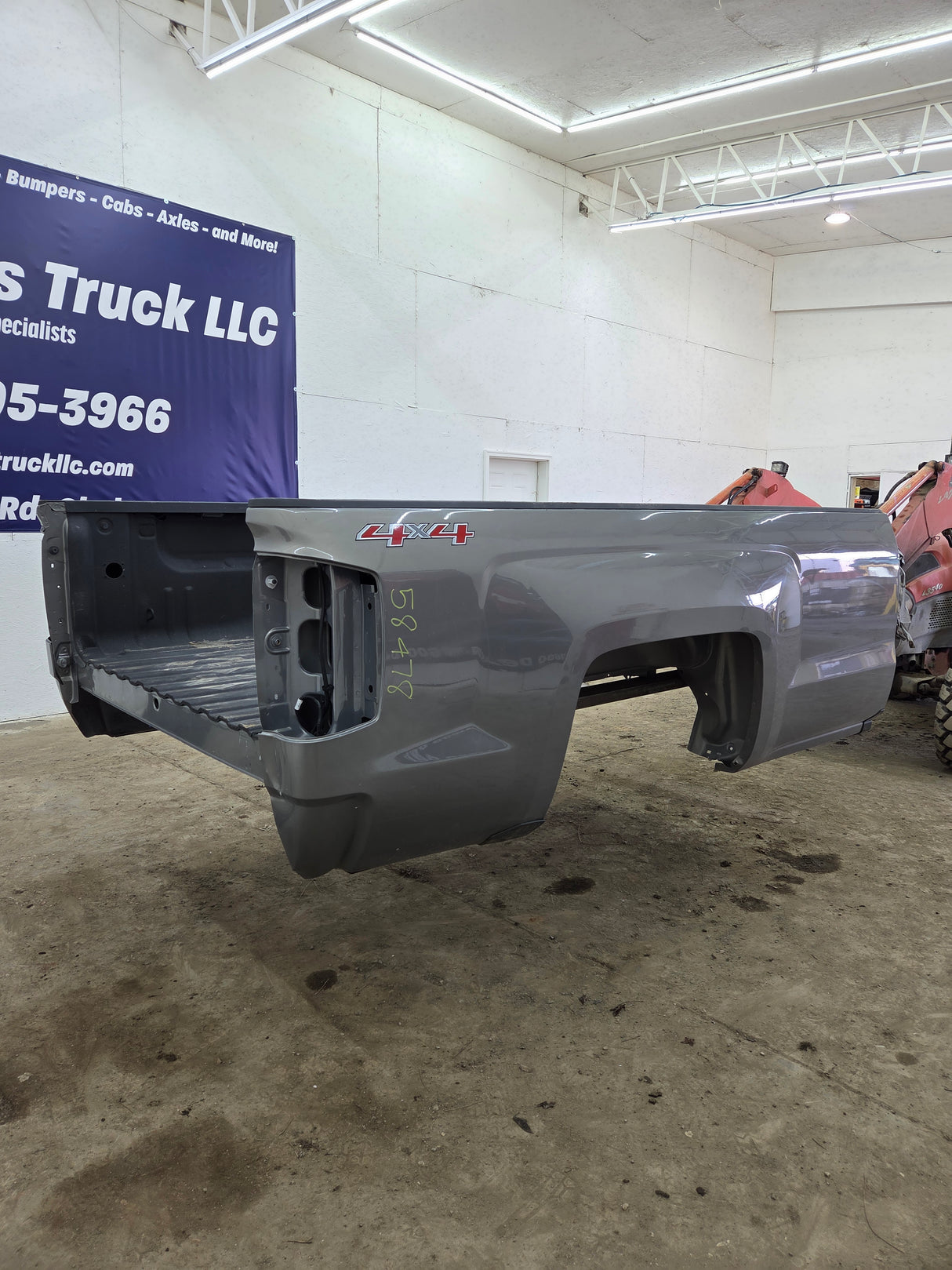 2014-2019 Chevrolet Silverado 1500 2500HD 3500HD 8' Long Truck Bed