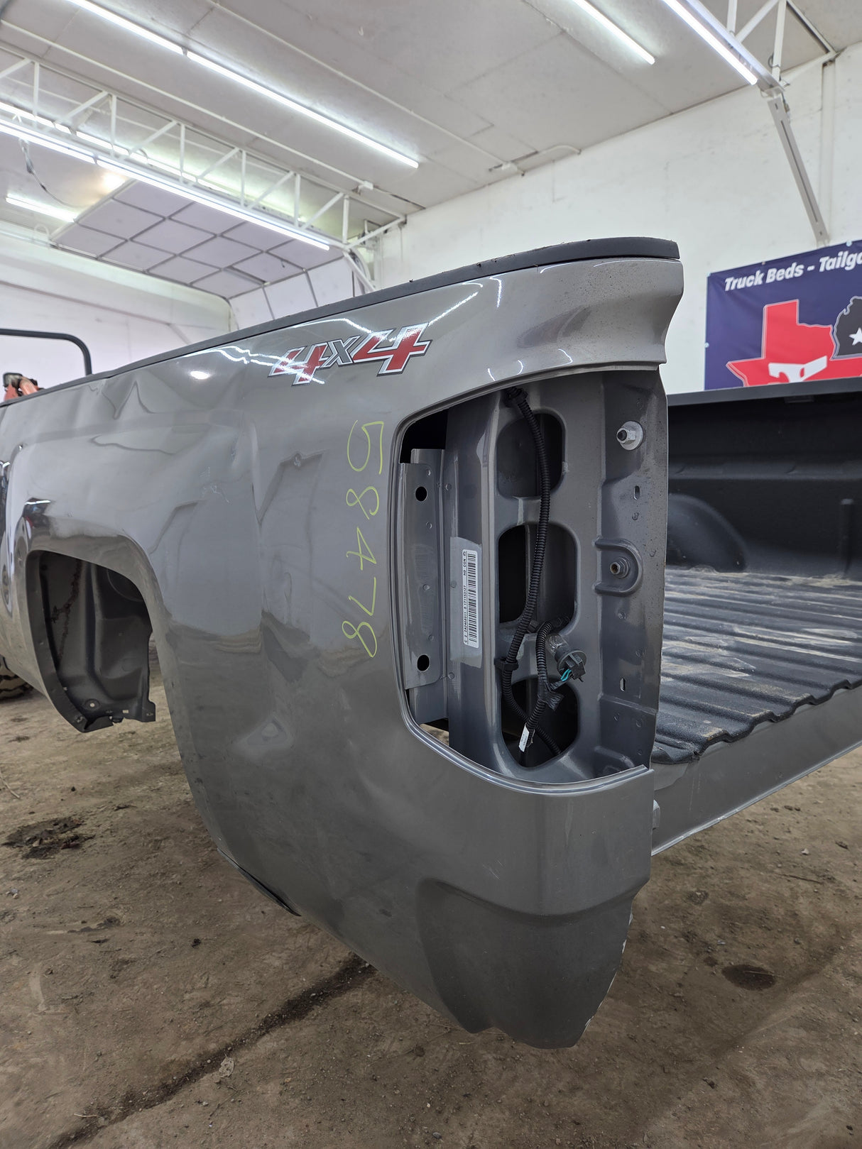 2014-2019 Chevrolet Silverado 1500 2500HD 3500HD 8' Long Truck Bed