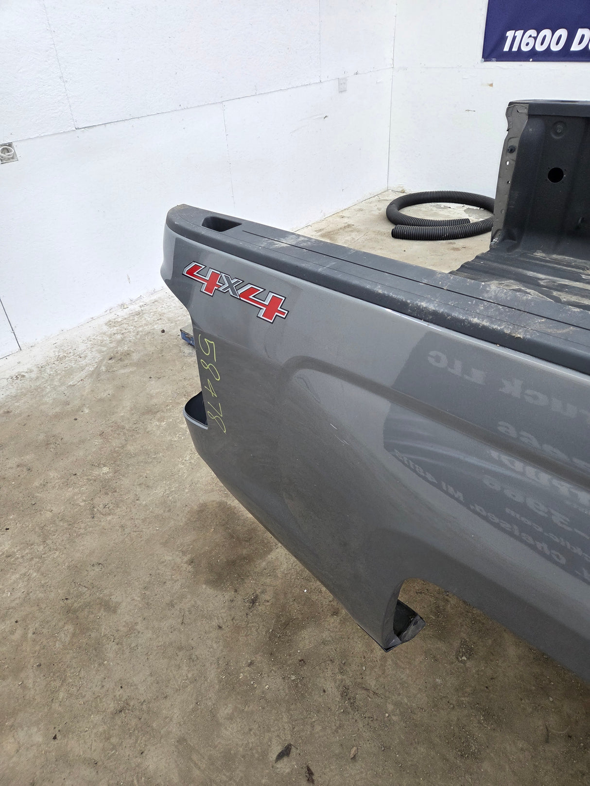 2014-2019 Chevrolet Silverado 1500 2500HD 3500HD 8' Long Truck Bed