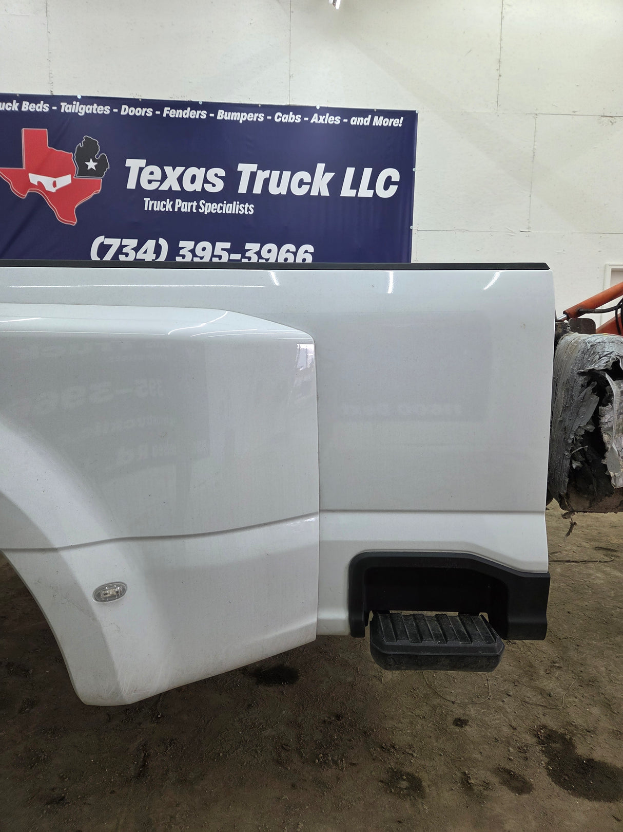 2023-2026 Ford Super Duty F350 F450 F550 8' Dually Truck Bed - Oxford White