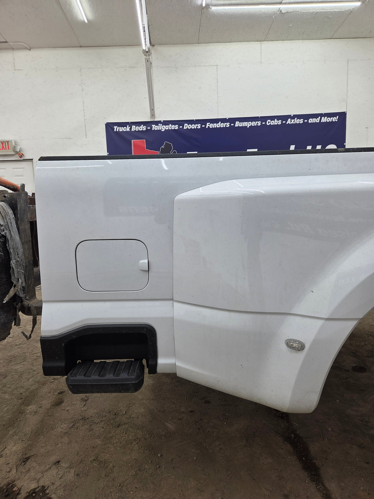 2023-2026 Ford Super Duty F350 F450 F550 8' Dually Truck Bed - Oxford White