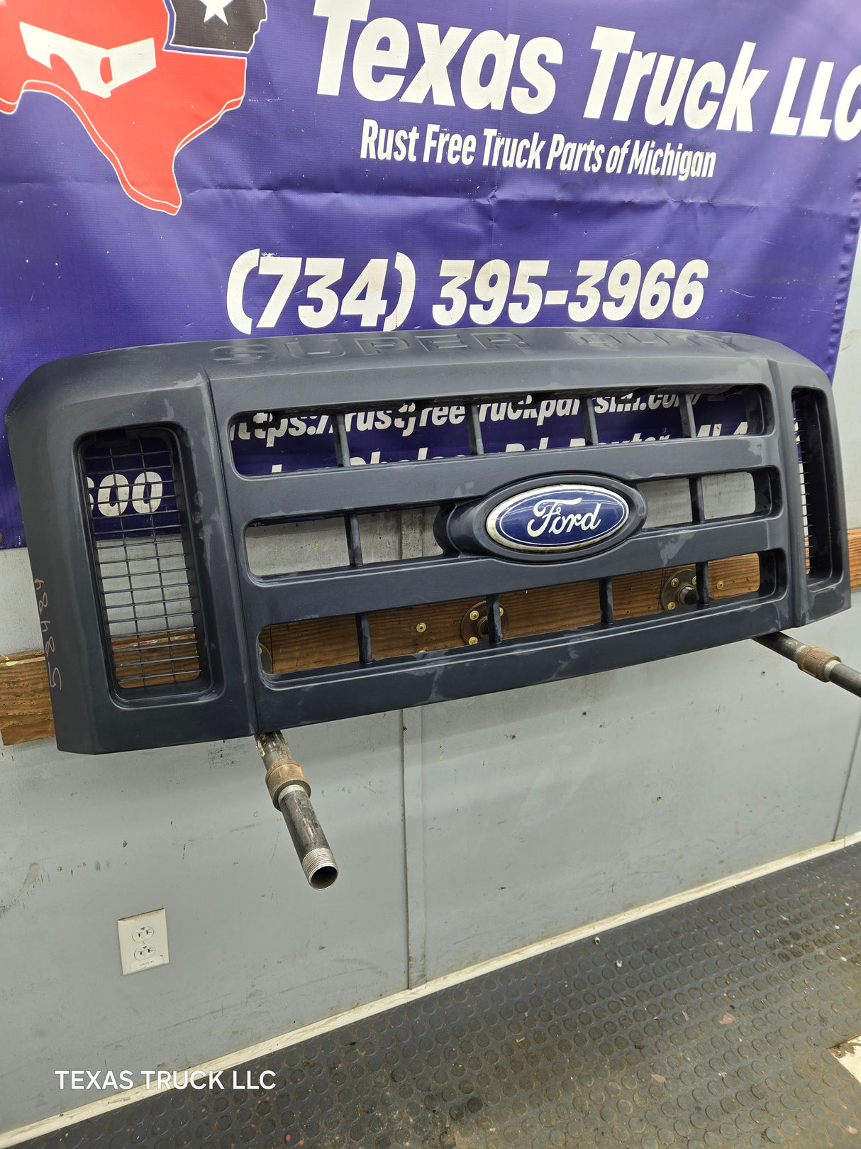 2008-2010 Ford Super Duty F250 F350 F450 F550 Grill Surround