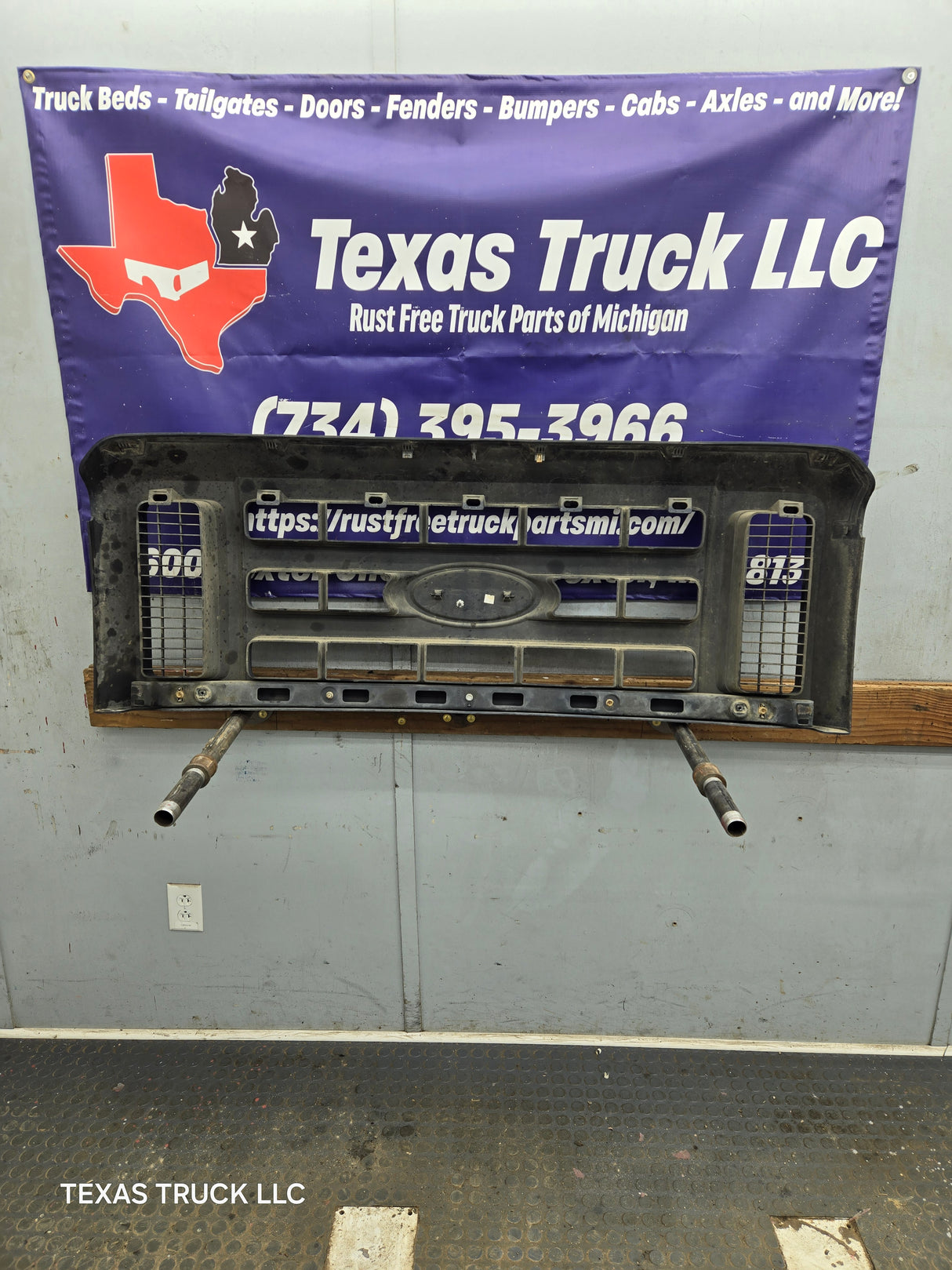 2008-2010 Ford Super Duty F250 F350 F450 F550 Grill Surround