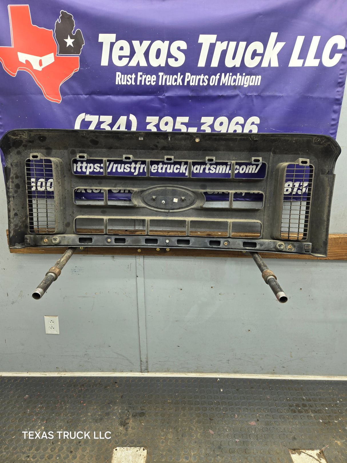 2008-2010 Ford Super Duty F250 F350 F450 F550 Grill Surround