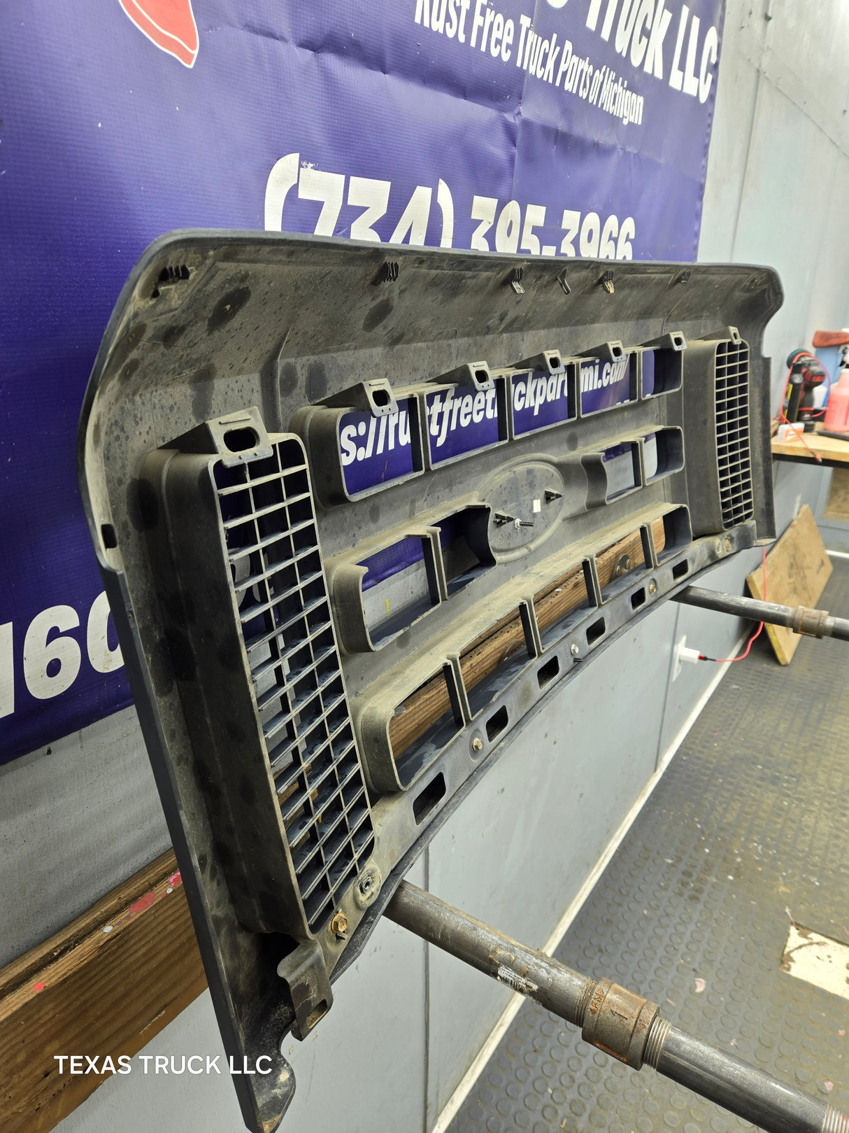 2008-2010 Ford Super Duty F250 F350 F450 F550 Grill Surround