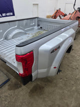 2017-2022 Ford Super Duty F350 F450 F550 8' Dually Bed *Damage