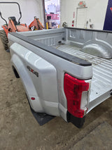 2017-2022 Ford Super Duty F350 F450 F550 8' Dually Bed *Damage
