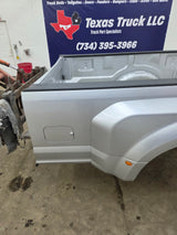 2017-2022 Ford Super Duty F350 F450 F550 8' Dually Bed *Damage