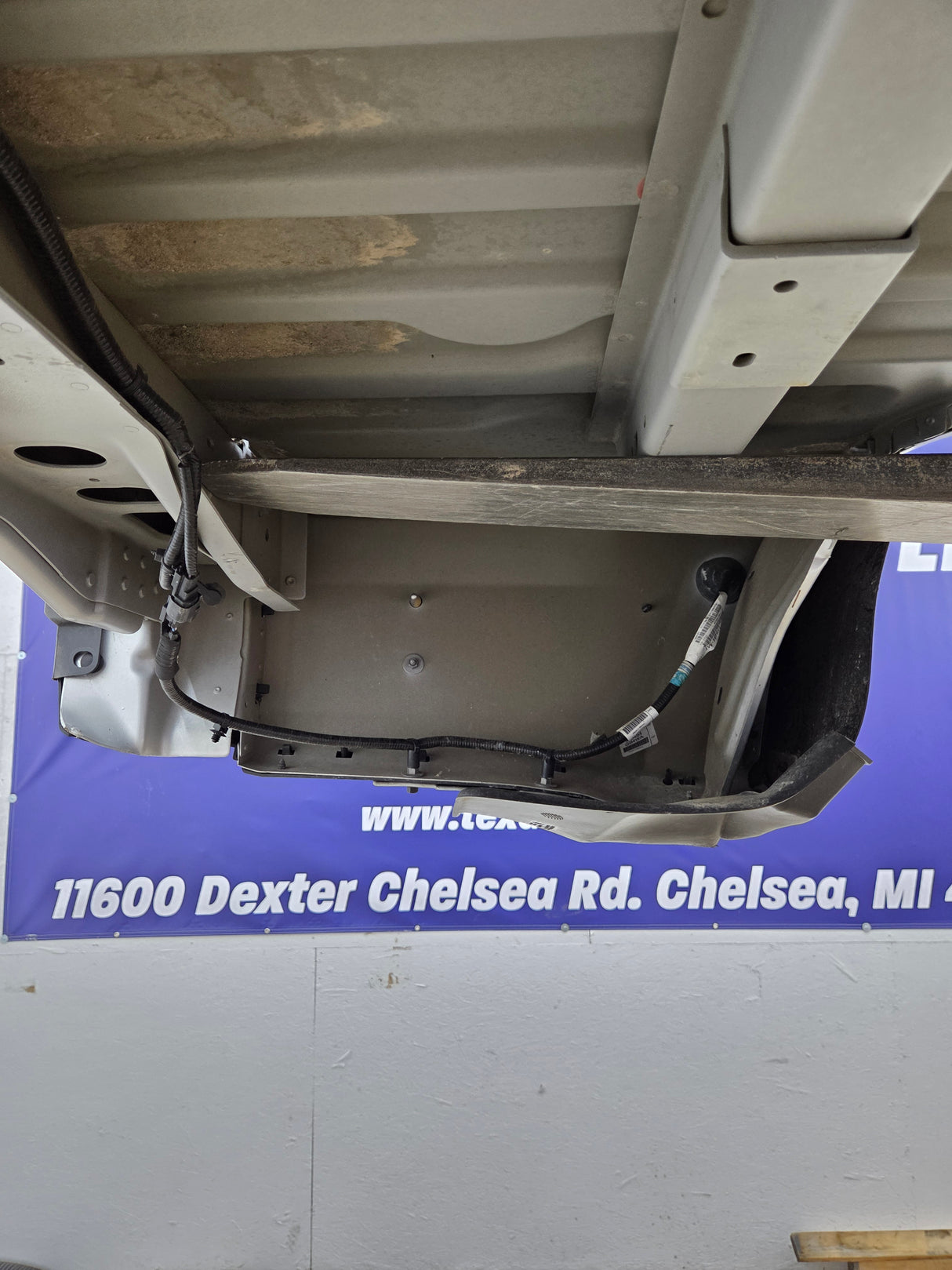 2017-2022 Ford Super Duty F350 F450 F550 8' Dually Bed *Damage