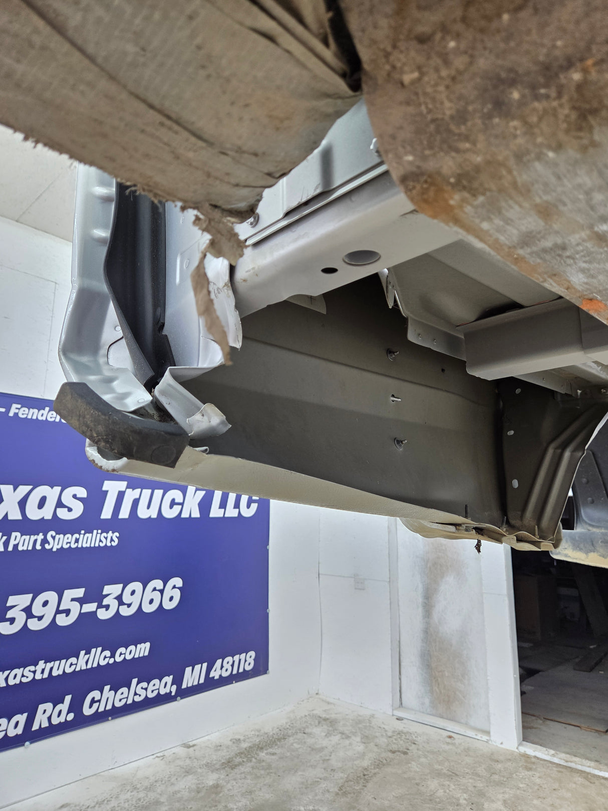 2017-2022 Ford Super Duty F350 F450 F550 8' Dually Bed *Damage