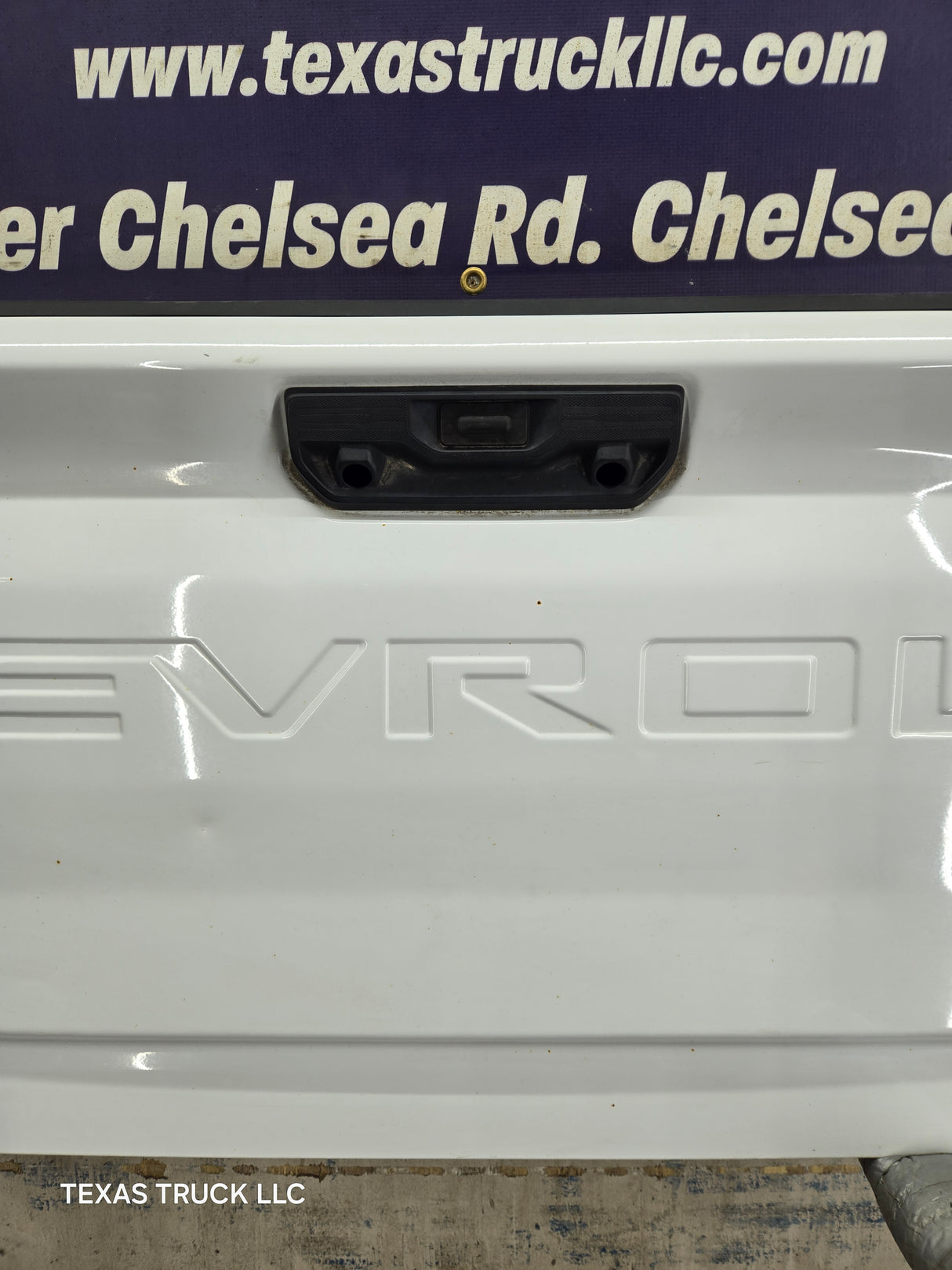 2019-2026 Chevrolet Silverado 2500 HD 3500HD Truck Tailgate