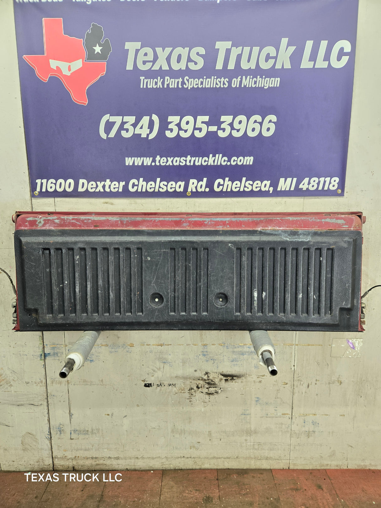 1980-1997 Bullnose / Bricknose / OBS Ford F100 F150 F250 F350 Tailgate