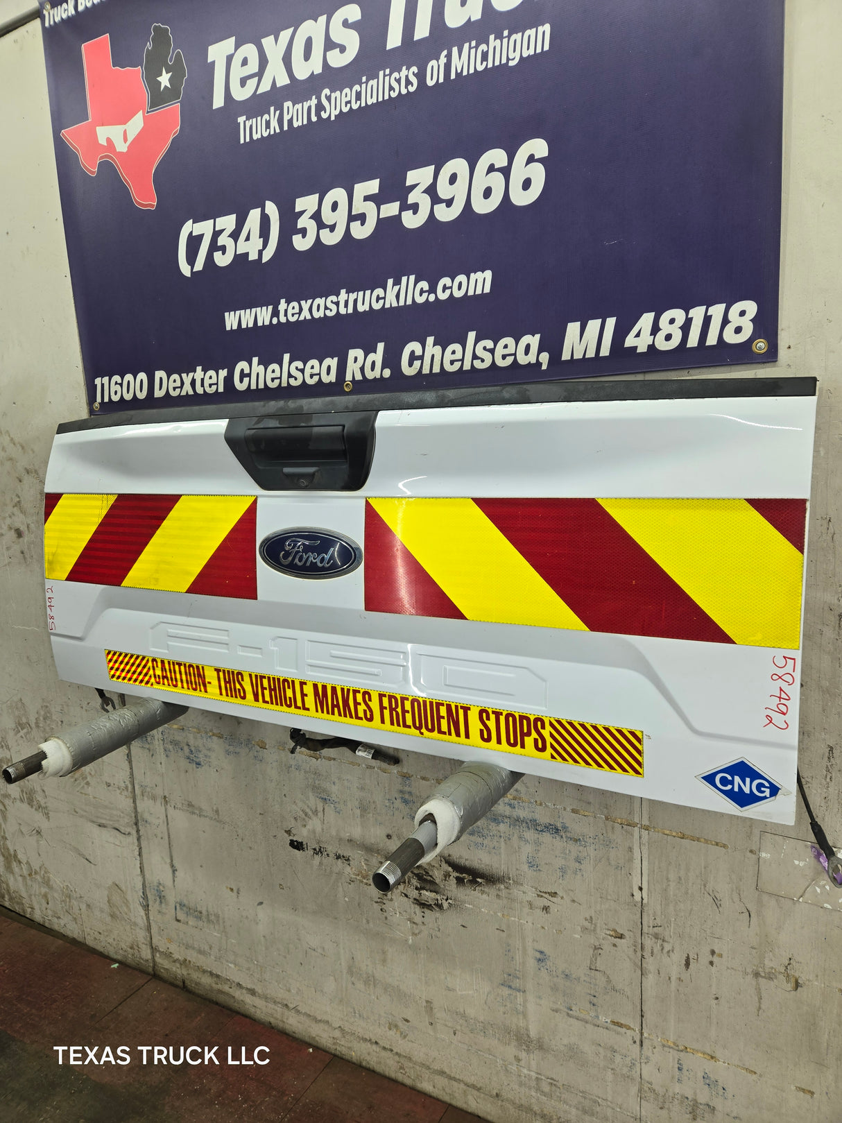 2018-2020 Ford F150 Tailgate - Oxford White
