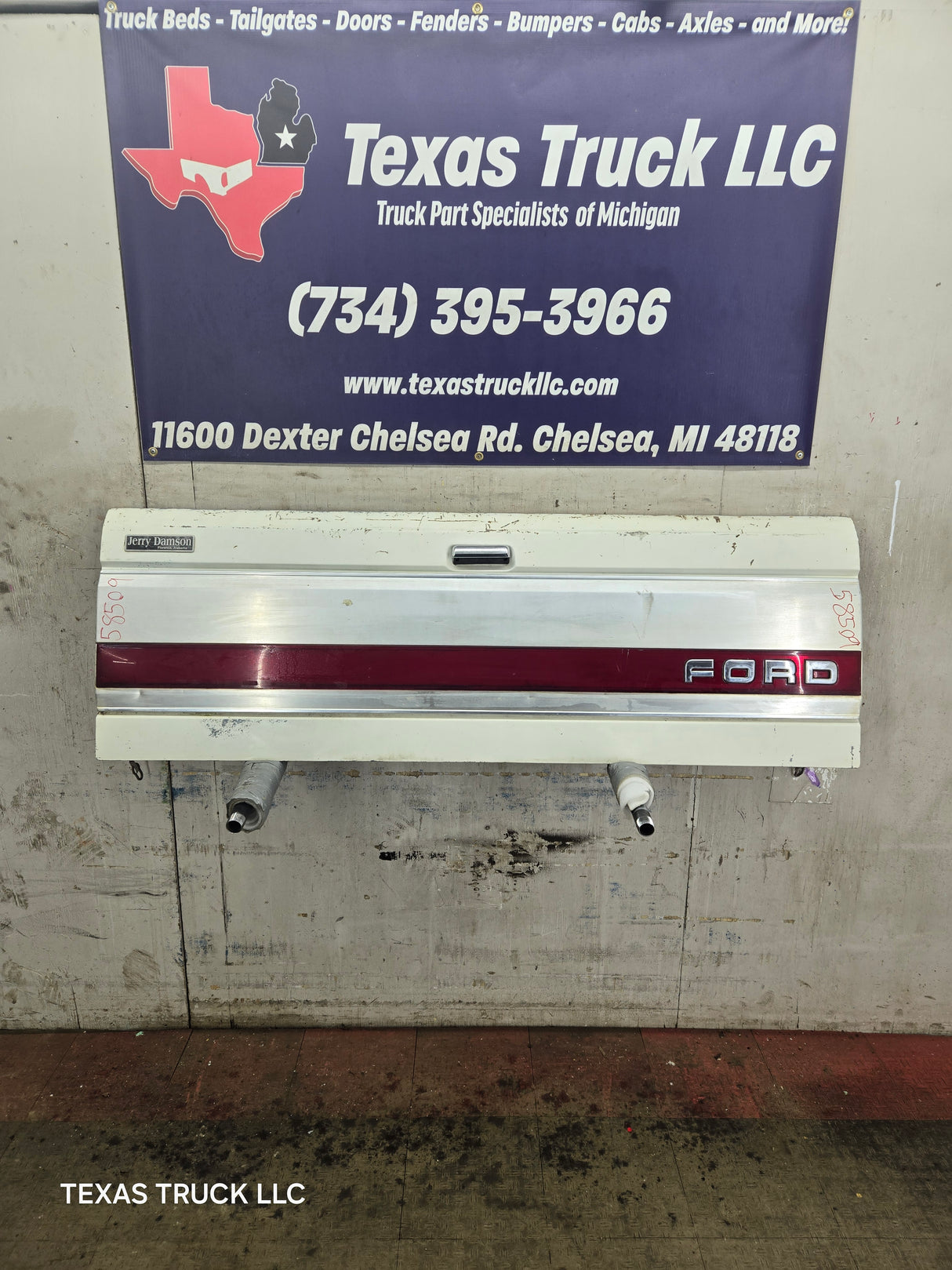 1980-1997 Bullnose / Bricknose / OBS Ford F100 F150 F250 F350 Tailgate