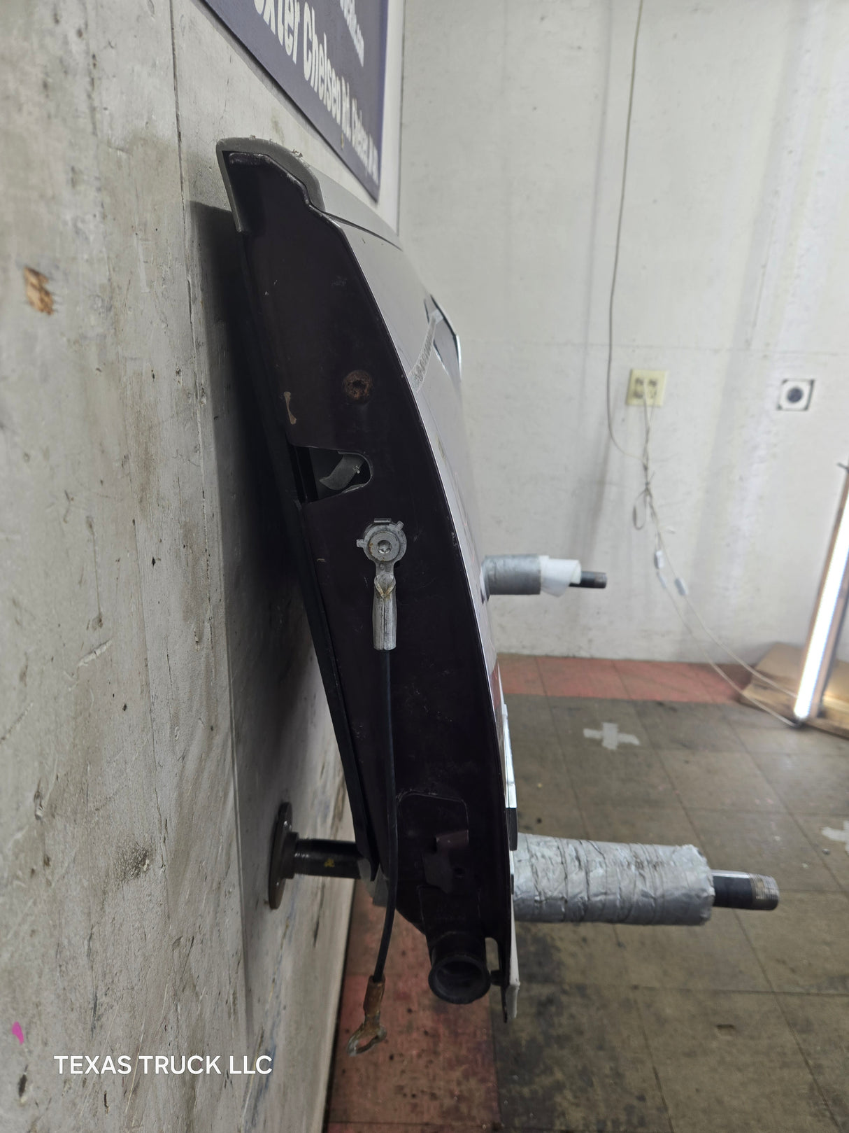 1997-2003 Ford F150 Step Side / Flare Side Tailgate