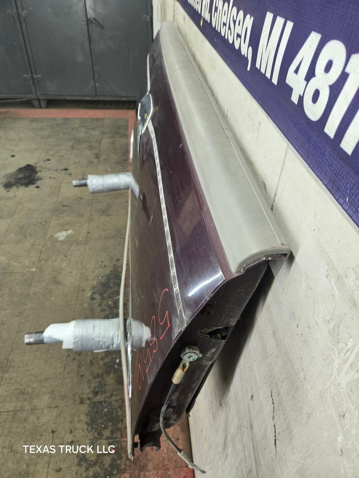 1997-2003 Ford F150 Step Side / Flare Side Tailgate