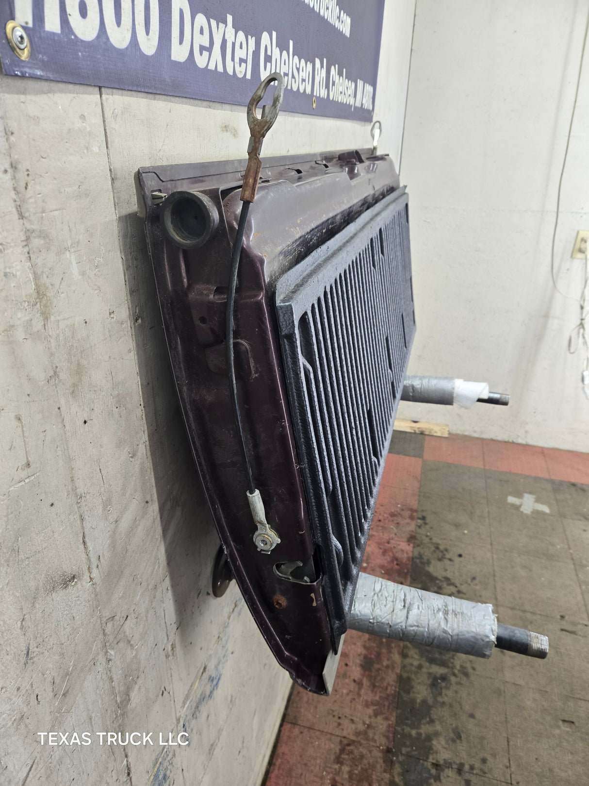 1997-2003 Ford F150 Step Side / Flare Side Tailgate