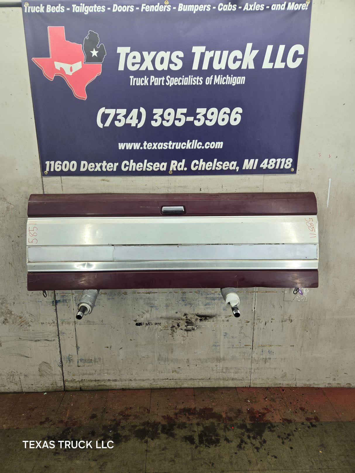 1980-1997 Bullnose / Bricknose / OBS Ford F100 F150 F250 F350 Tailgate