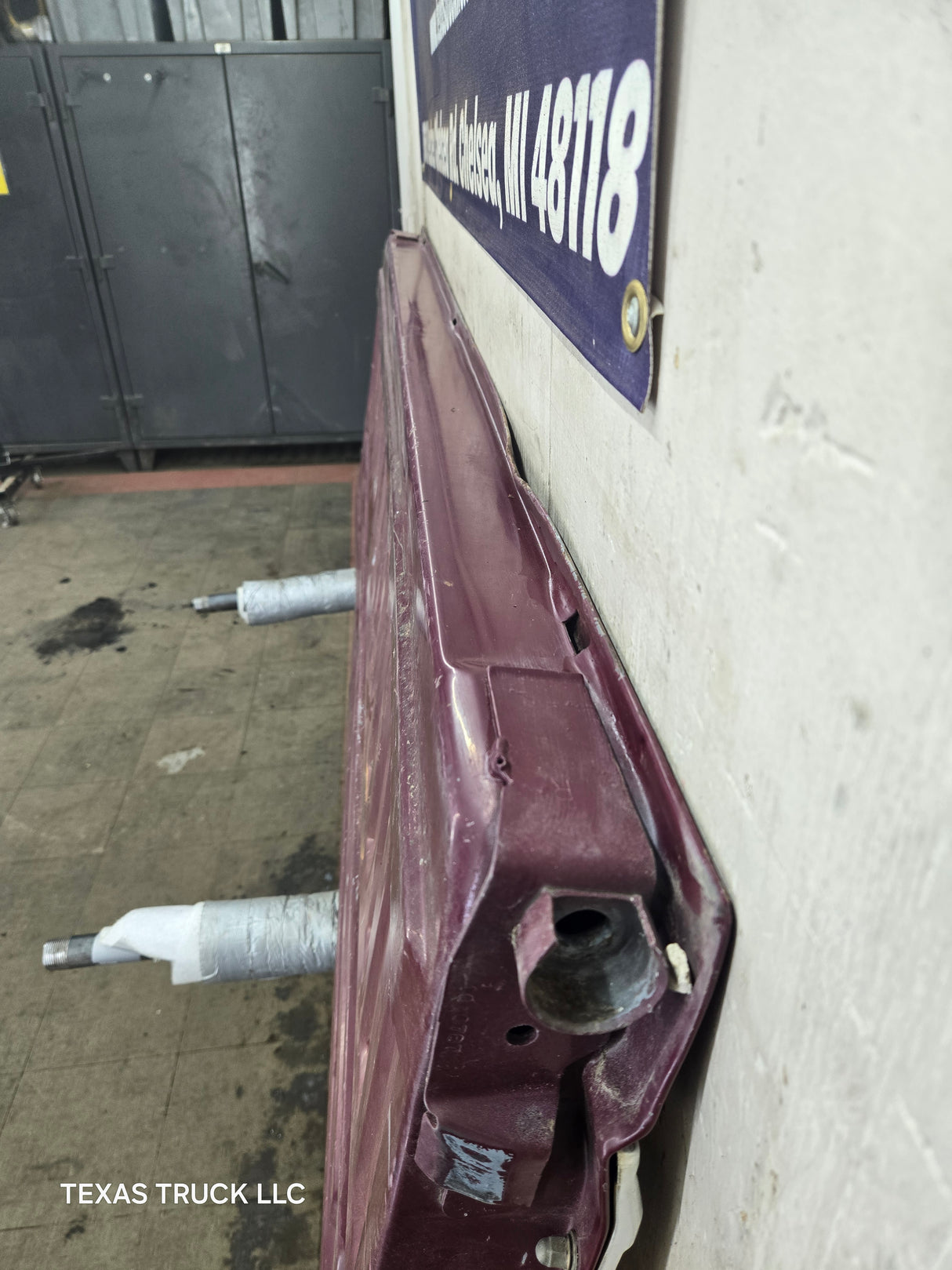 1980-1997 Bullnose / Bricknose / OBS Ford F100 F150 F250 F350 Tailgate
