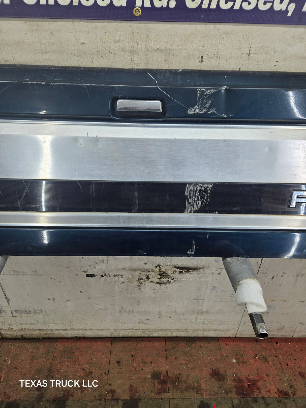 1980-1997 Bullnose / Bricknose / OBS Ford F100 F150 F250 F350 Tailgate
