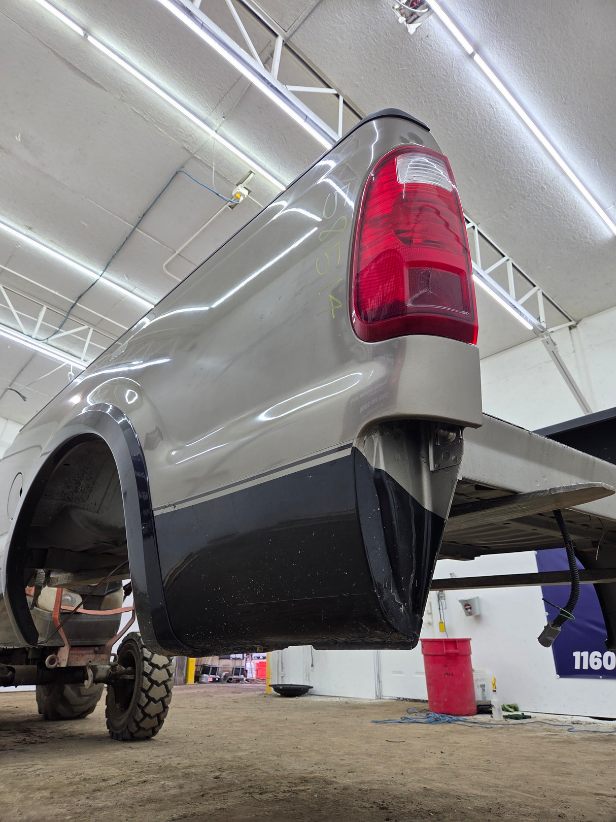 1999-2010 Ford Super Duty F250 F350 6' 9" Short Truck Bed