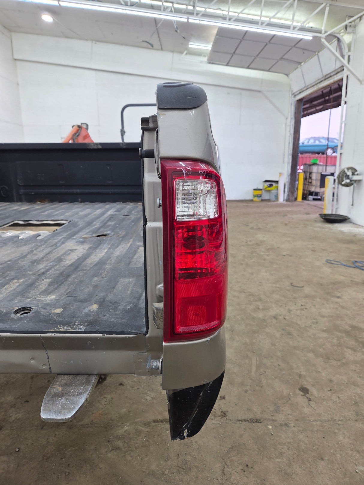 1999-2010 Ford Super Duty F250 F350 6' 9" Short Truck Bed