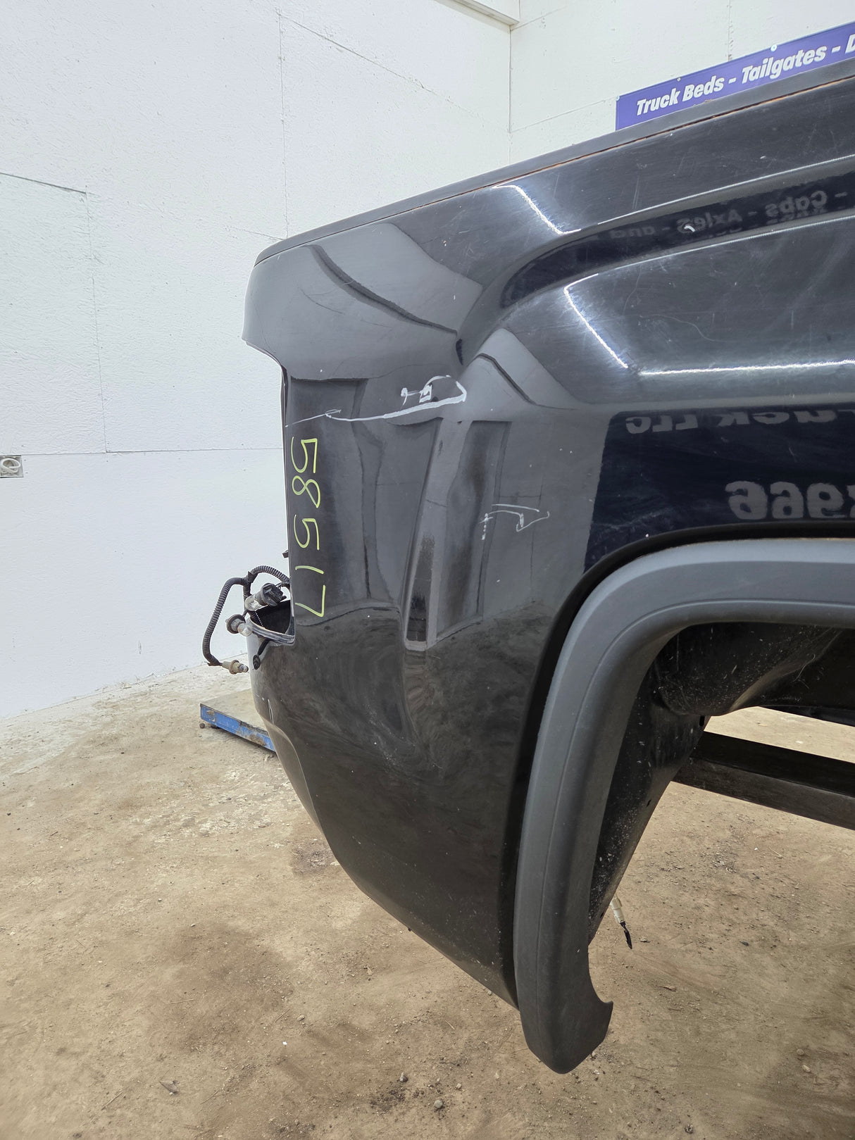 2014-2019 GMC Sierra 1500 5' 8" Short Bed