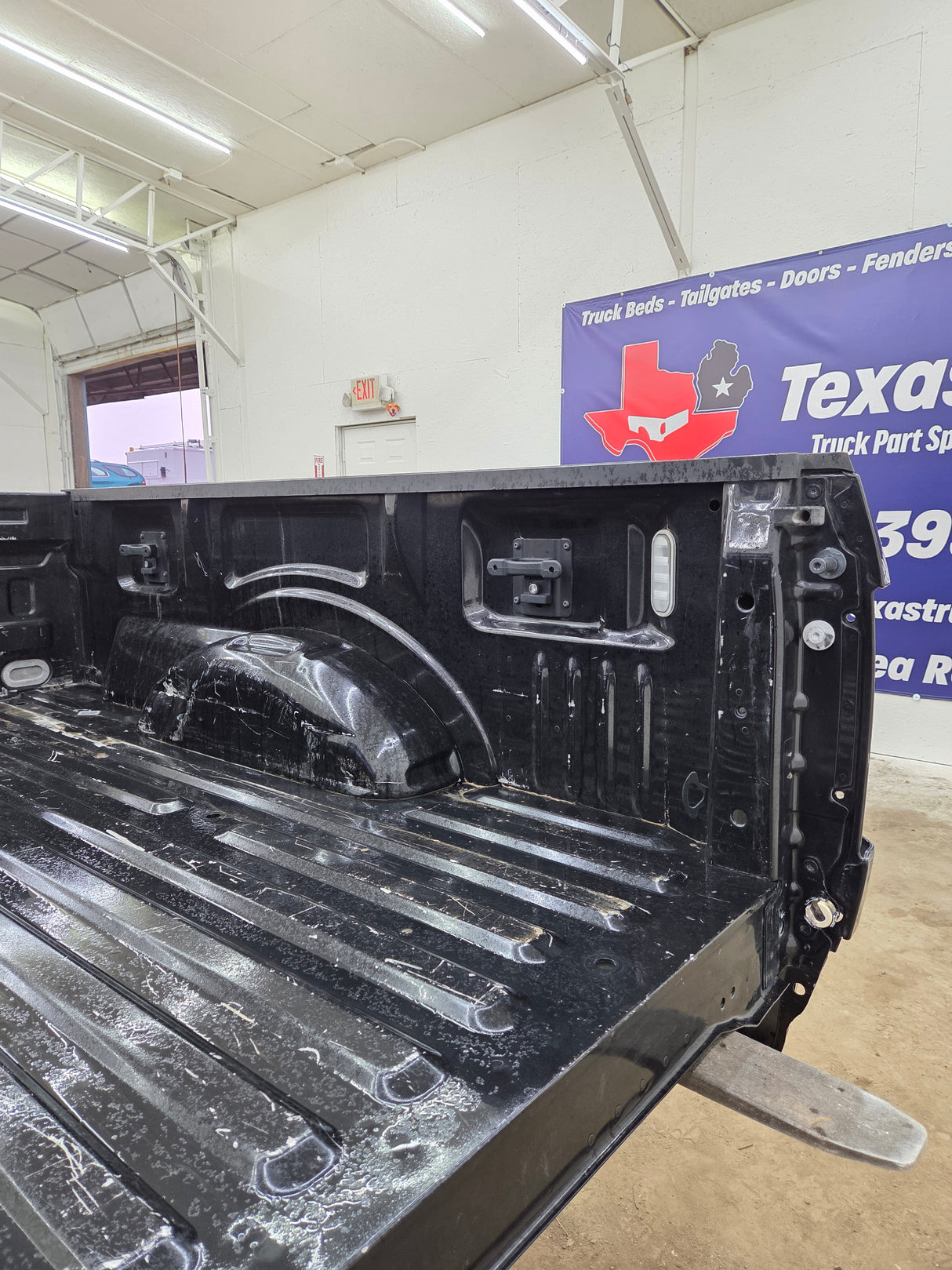 2015-2020 Ford F150 6' 6" Short Bed Without Wheel Lip Molding