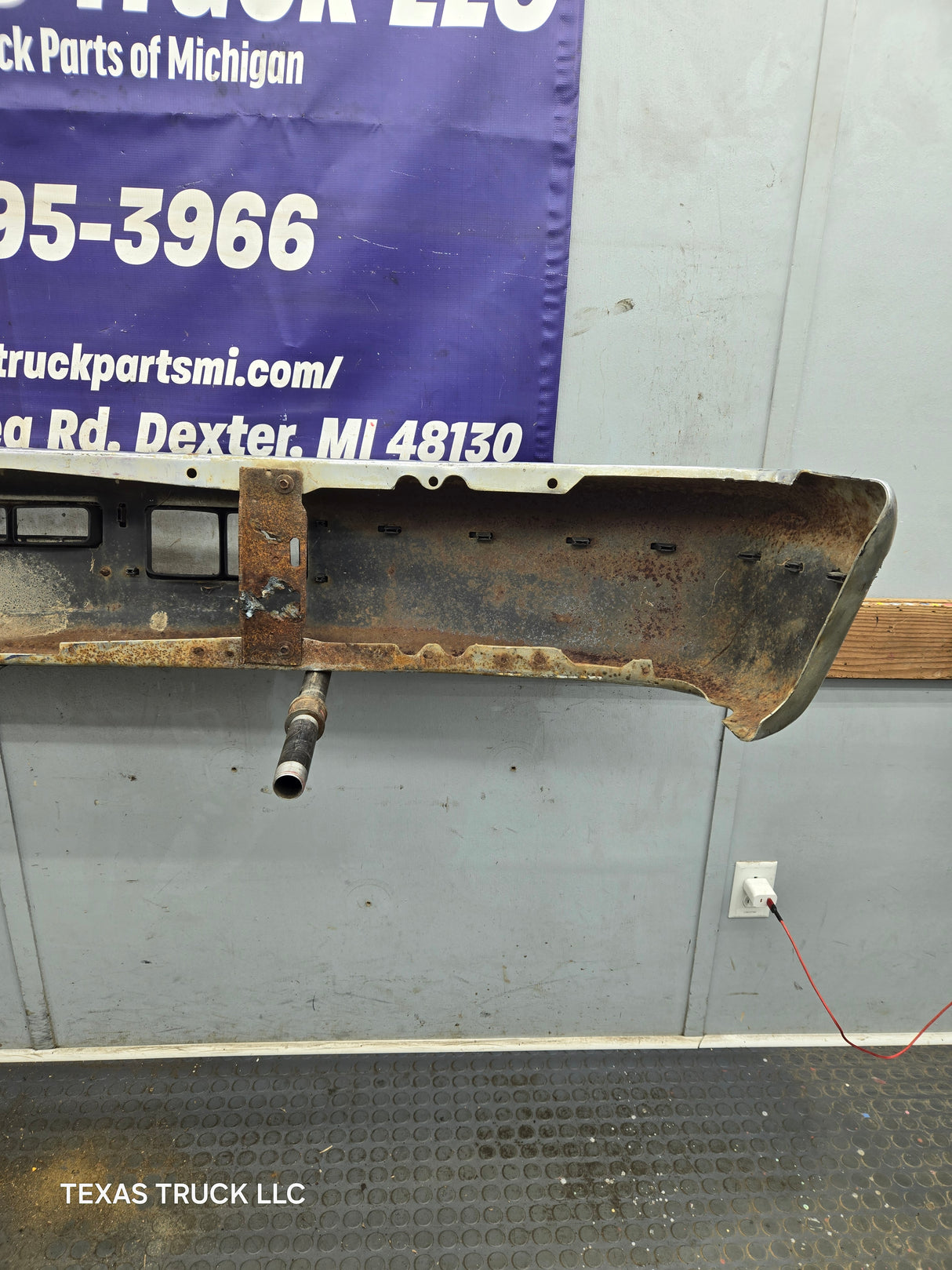 1992-1997 Ford F Series F250 F350 F450 F550 Front Bumper