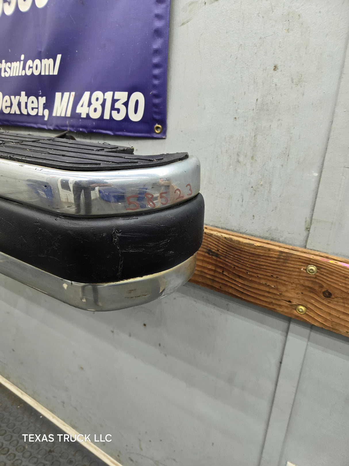 1980-1997 Ford F100 F150 F250 F350 Rear Bumper