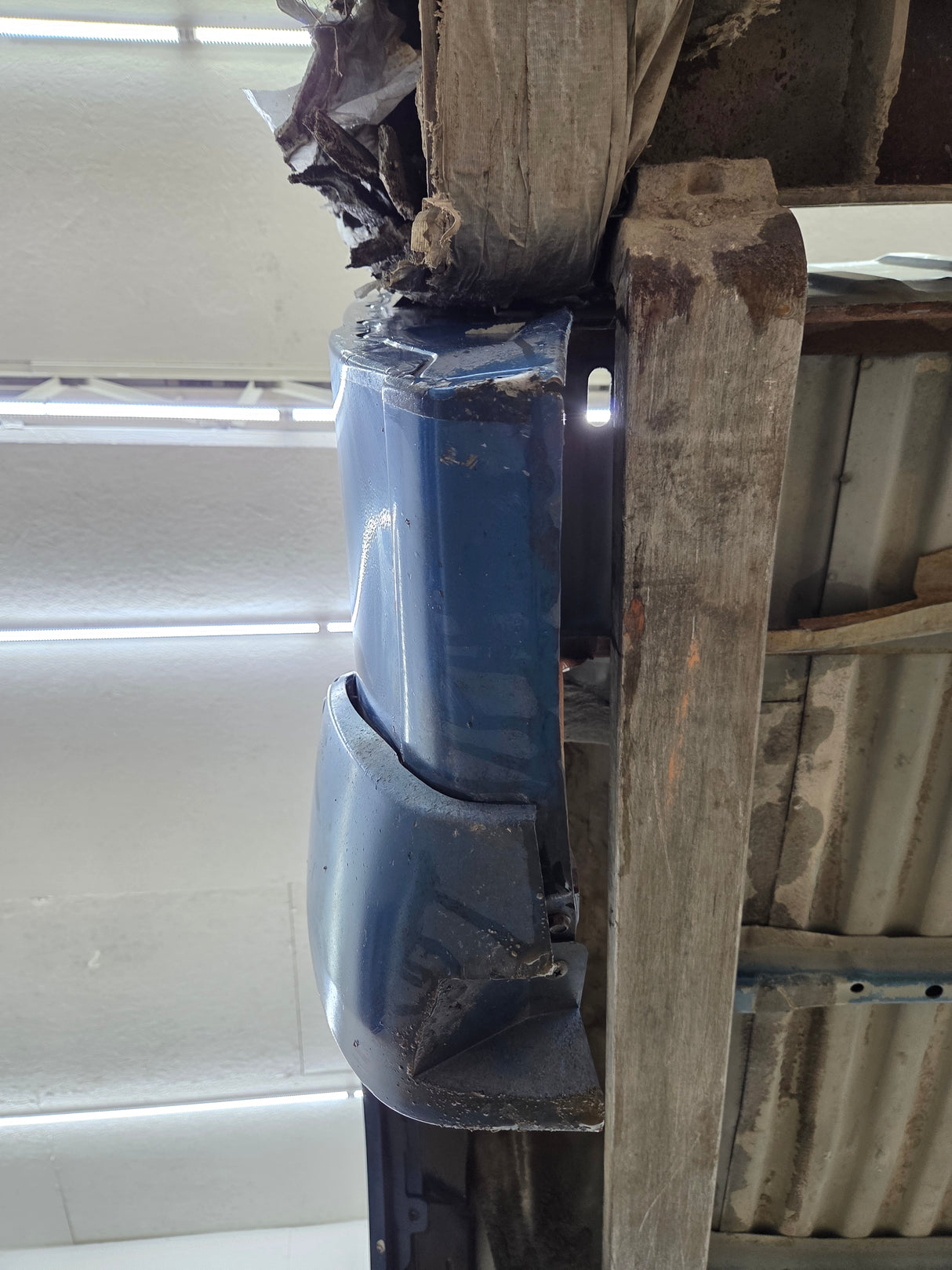 2001-2004 Nissan Frontier Long Bed Truck Bed 6' 2"