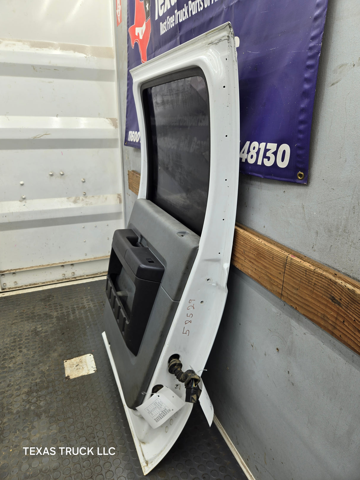 2012-2016 Ford Super Duty Driver Side Rear Door LH Crew Cab F250 F350 F450 F550