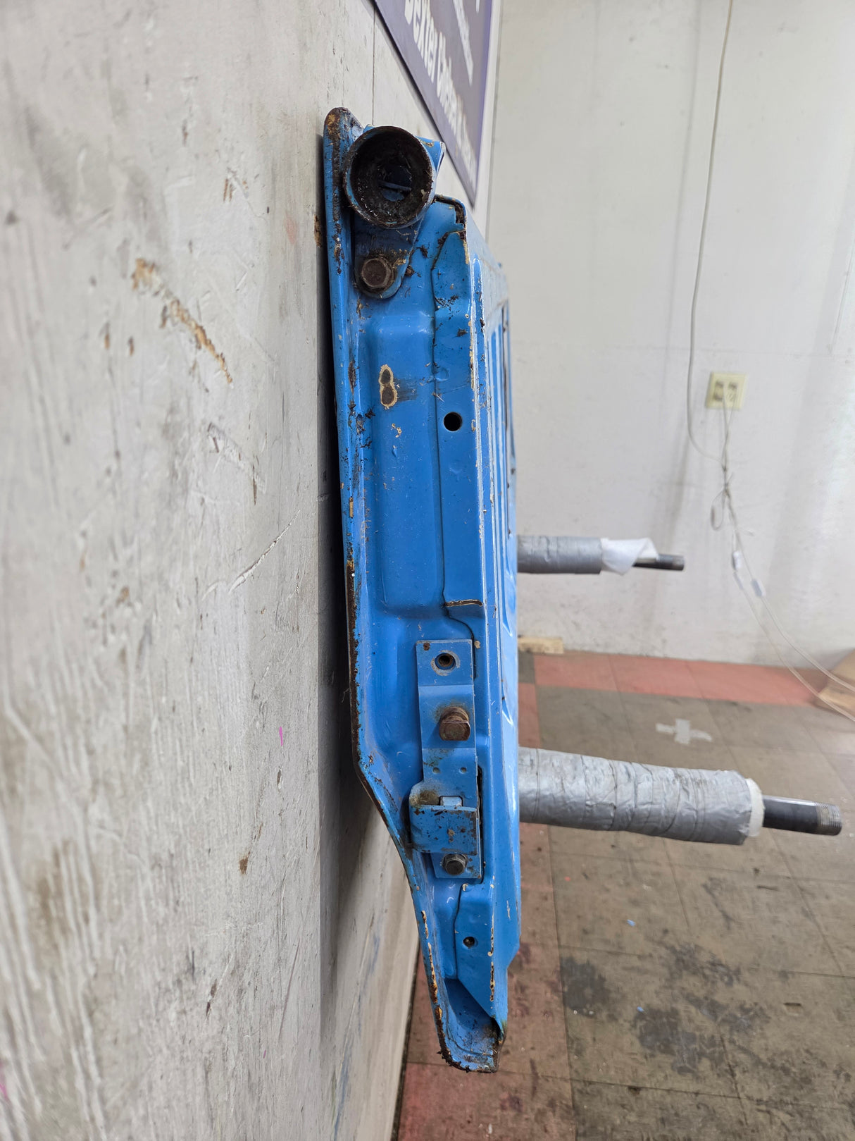 1973-1987 Chevrolet / GMC Square Body Tailgate C10 C15 C20 C25 C35 K10 K15 K20 K25 K35