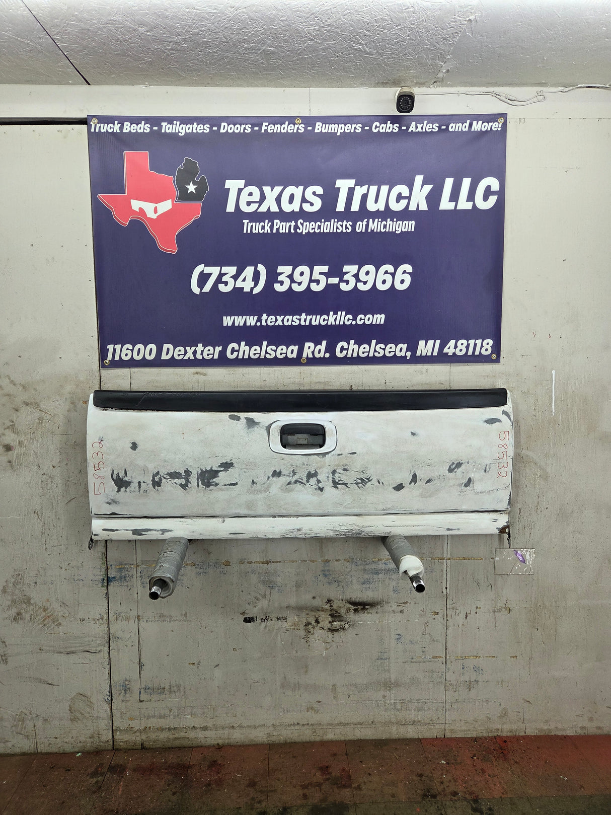 1999-2007 Chevrolet Silverado / GMC Sierra 1500 2500 3500 Tailgate