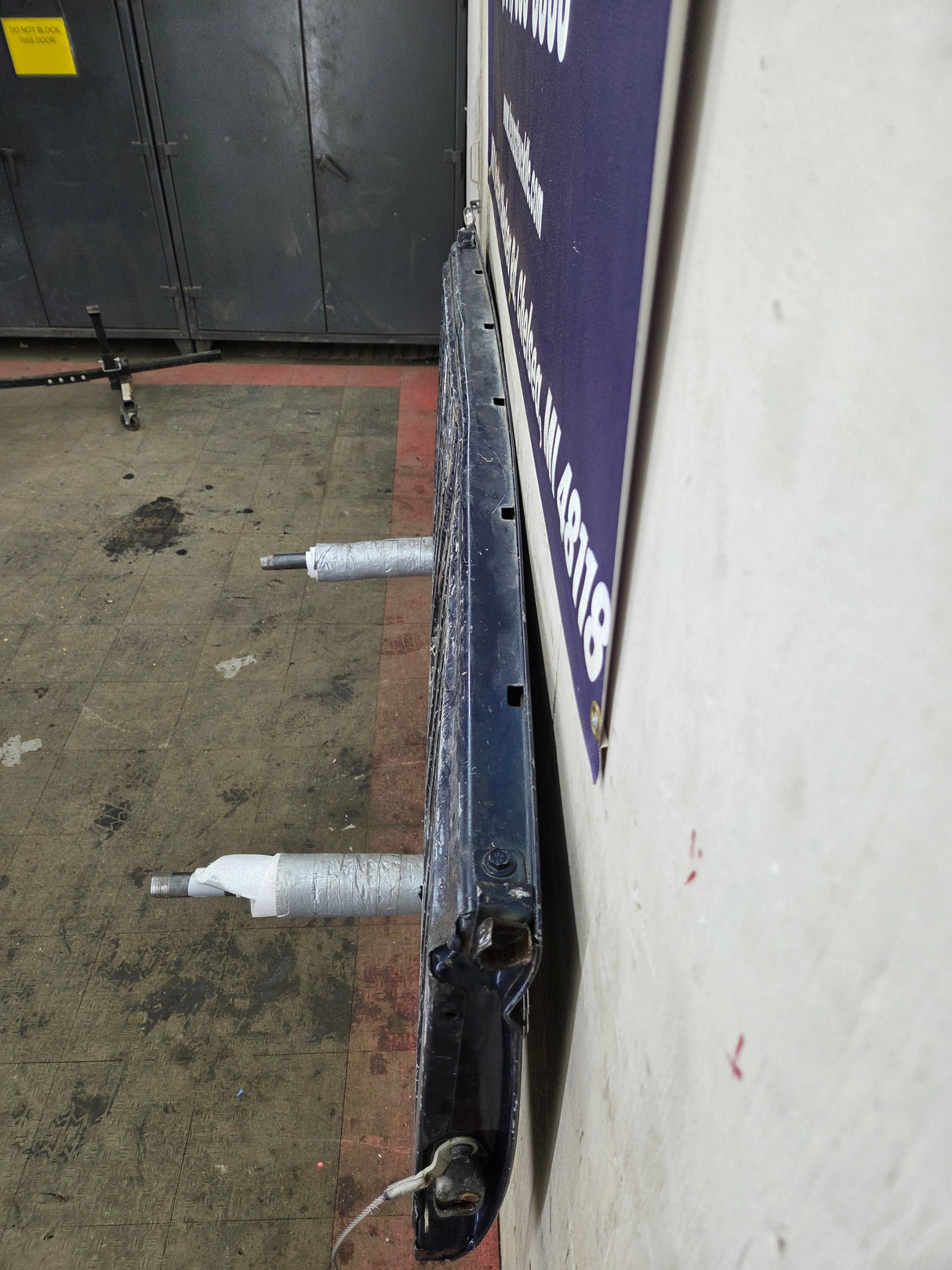 1999-2007 Chevrolet Silverado / GMC Sierra 1500 2500 3500 Tailgate