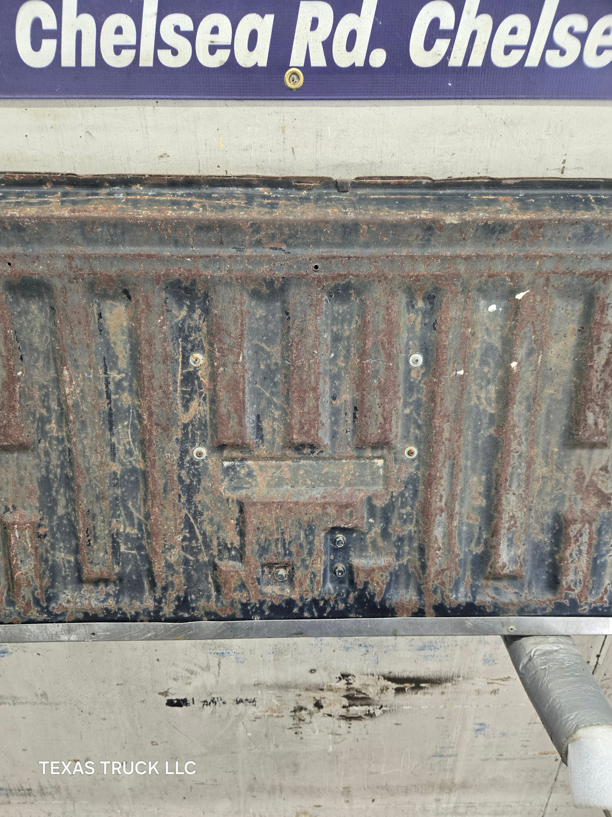 1980-1986 Bullnose / Bricknose / OBS Ford F100 F150 F250 F350 Tailgate