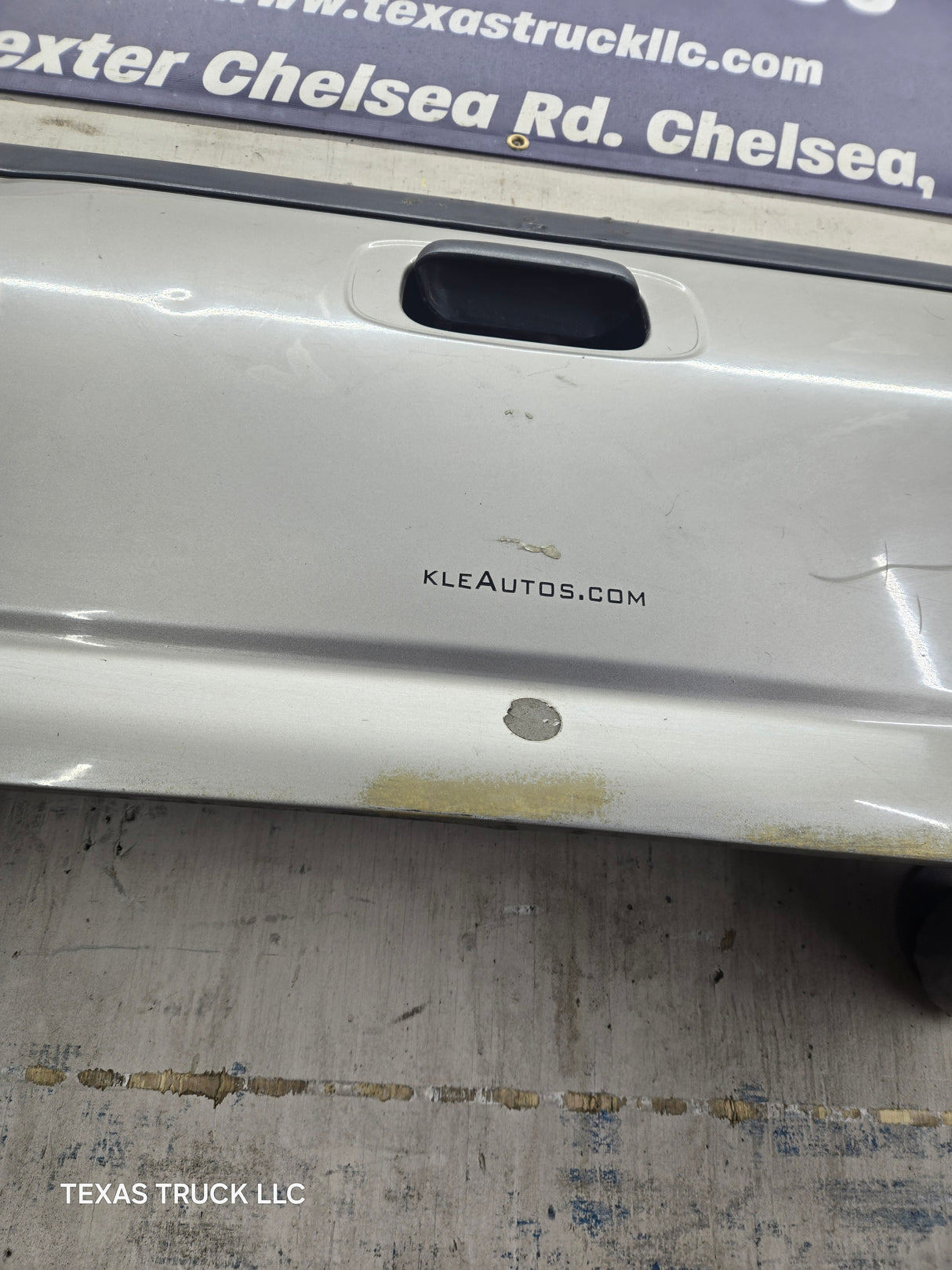 1999-2007 Chevrolet Silverado / GMC Sierra 1500 2500 3500 Tailgate