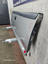1999-2007 Chevrolet Silverado / GMC Sierra 1500 2500 3500 Tailgate