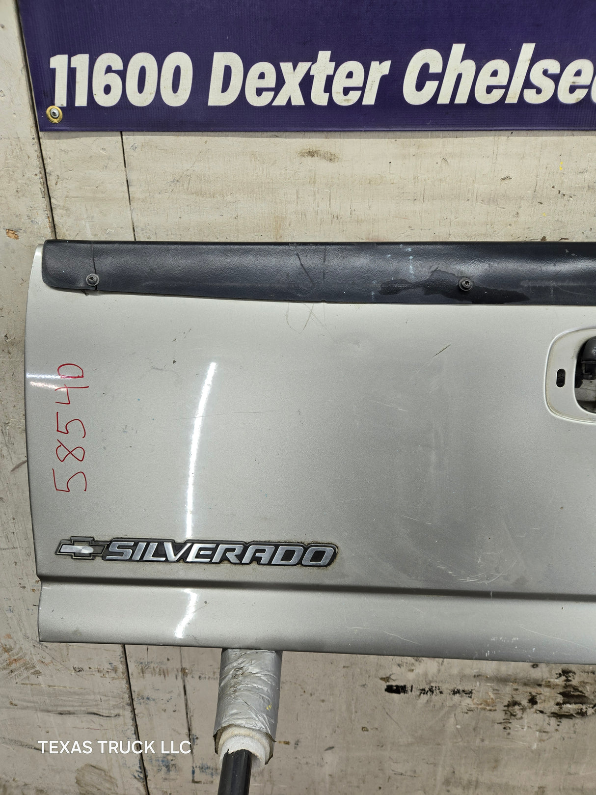 1999-2007 Chevrolet Silverado / GMC Sierra 1500 2500 3500 Tailgate